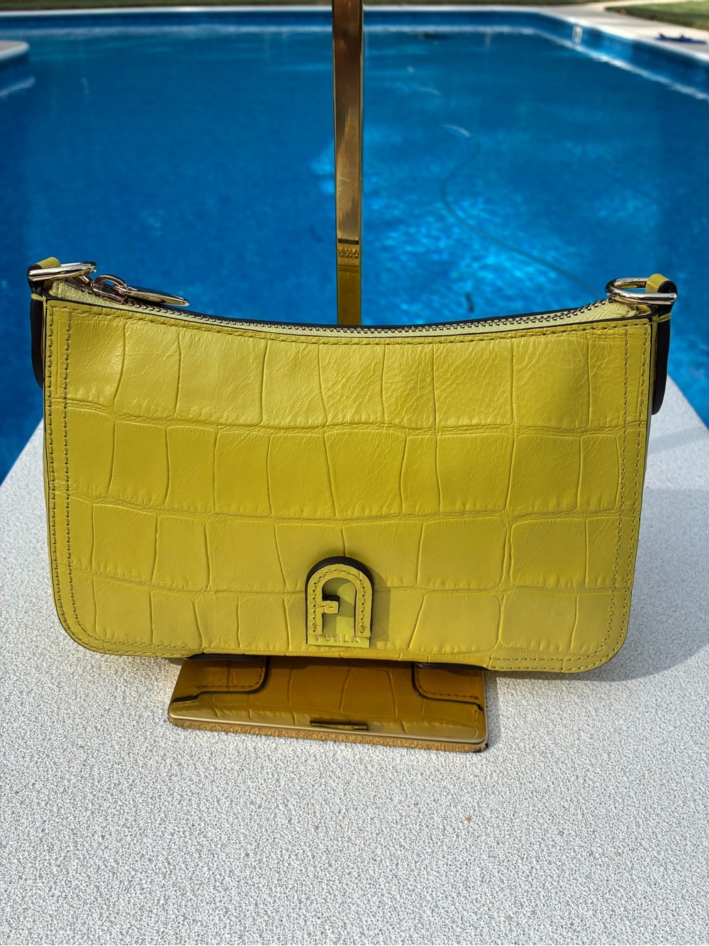 Furla Atena S Crossbody Yellow Croc Embossed Bag+2 Straps+Dust Bag - Picture 16 of 16